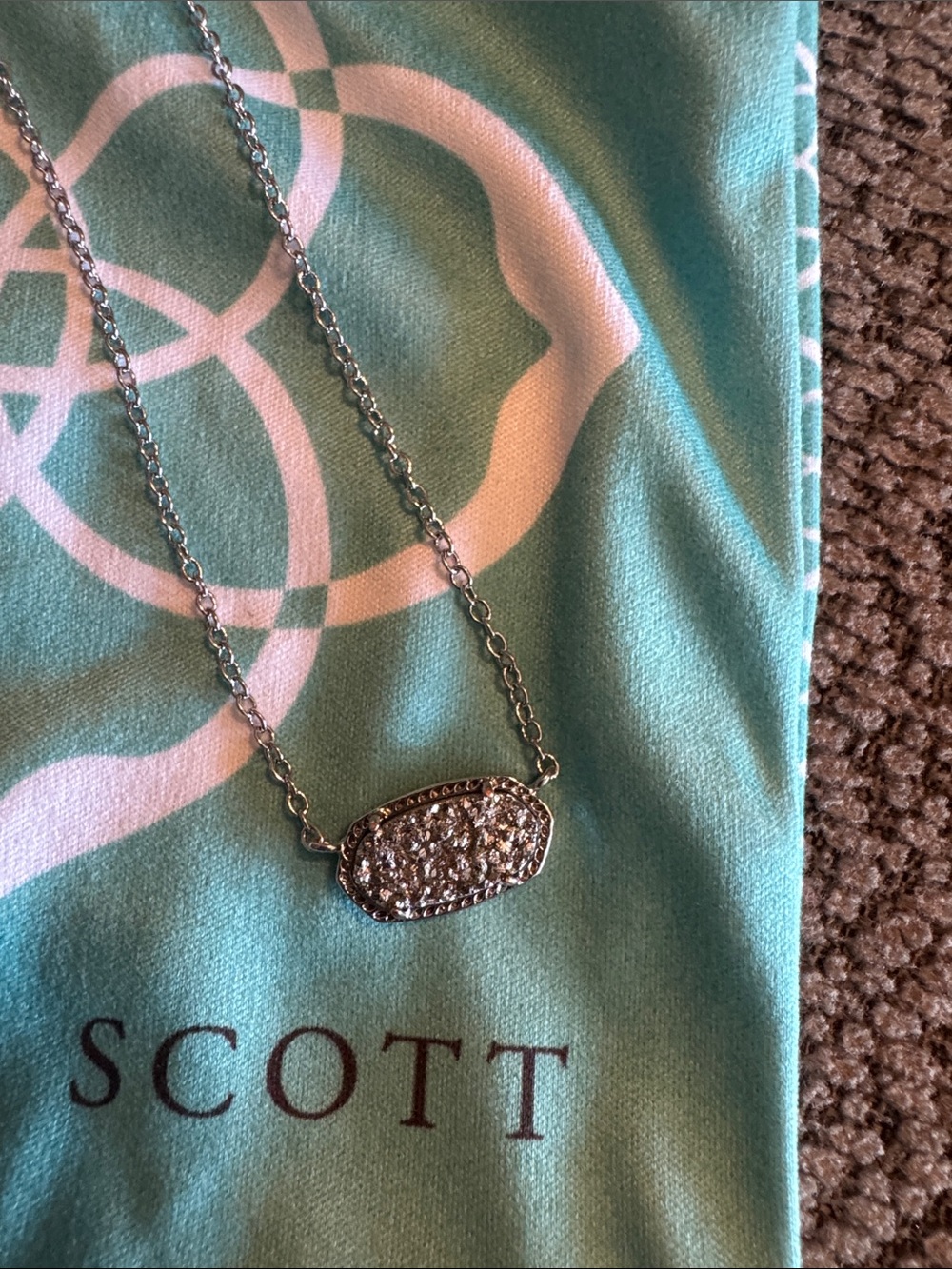 Kendra Scott Silver Oval Necklace with Aqua Pouch
